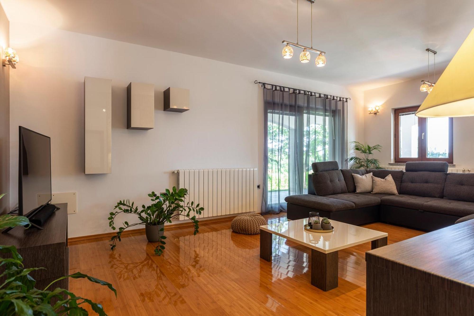 Villa Anavi Bicici ภายนอก รูปภาพ