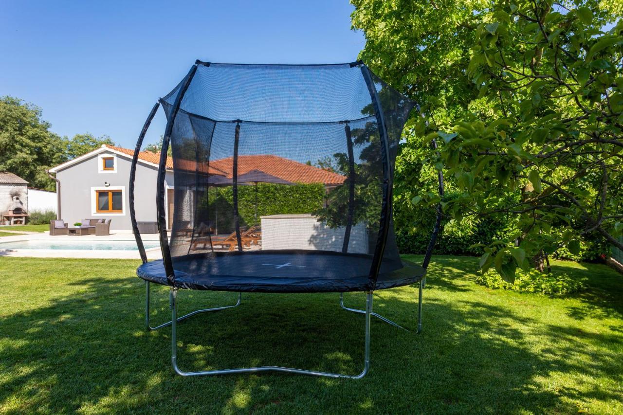 Villa Anavi Bicici ภายนอก รูปภาพ