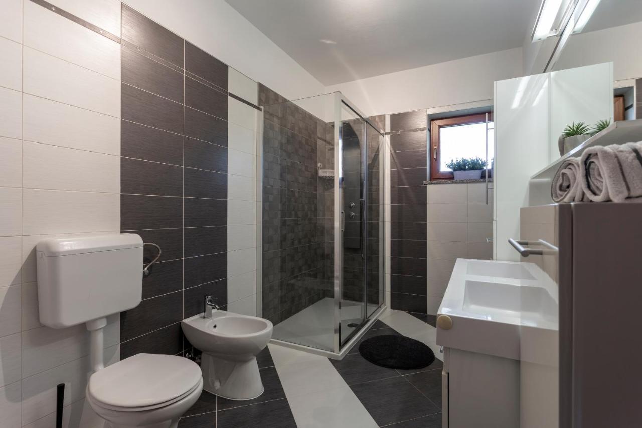 Villa Anavi Bicici ภายนอก รูปภาพ