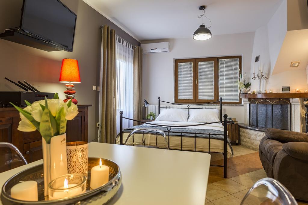 Villa Anavi Bicici ภายนอก รูปภาพ